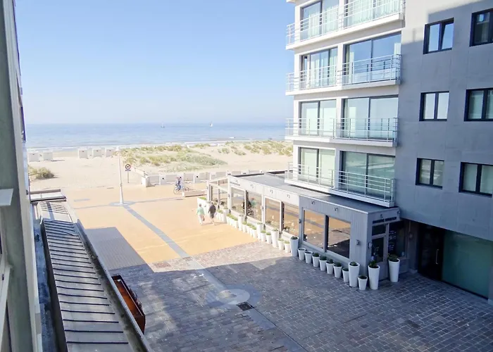 In Near The * Ньивпорт